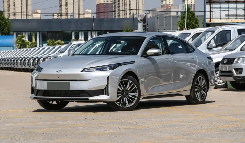 
								Changan Qiyuan A05 (NEVO) full									