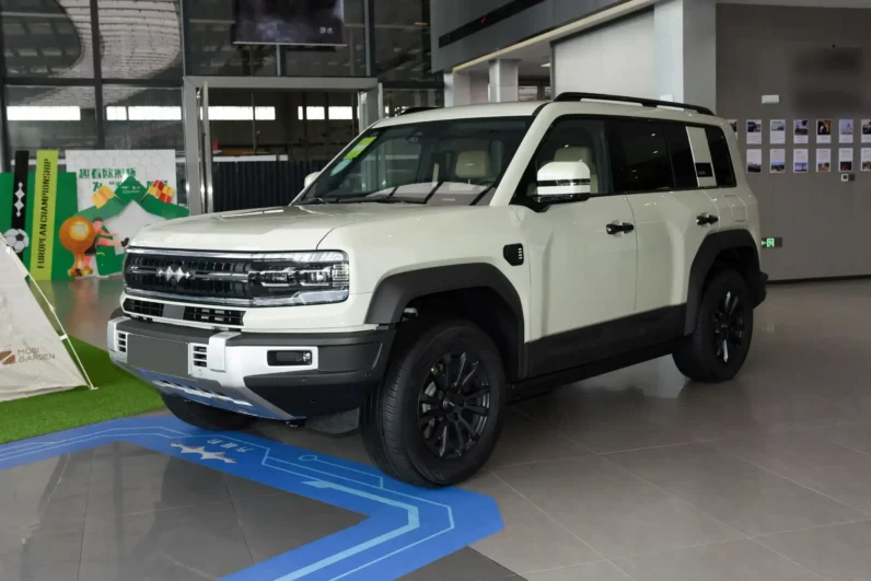 
								BYD Fangchengbao Bao 5 (BYD Leopard 5) full									