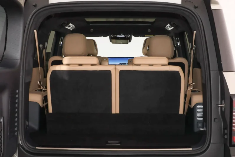 
								BYD Fangchengbao Bao 8 full									