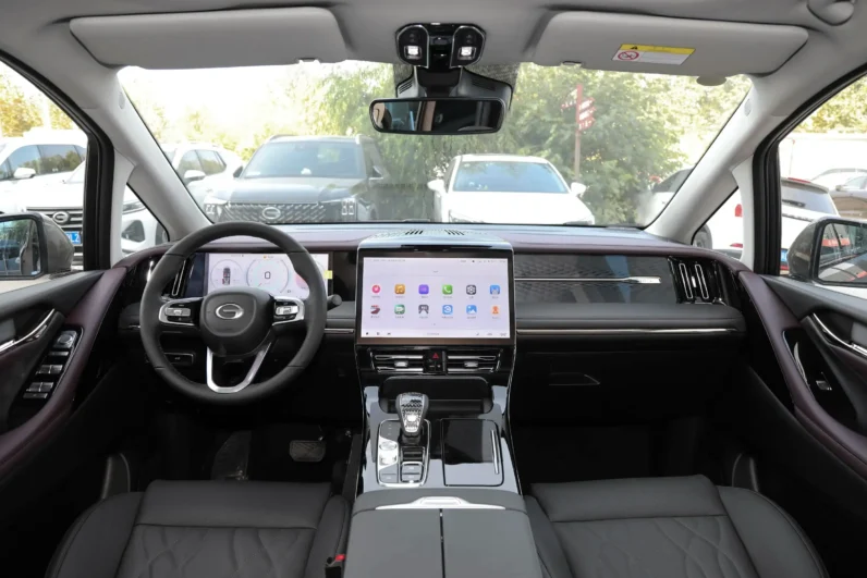 
								GAC Trumpchi M8 full									