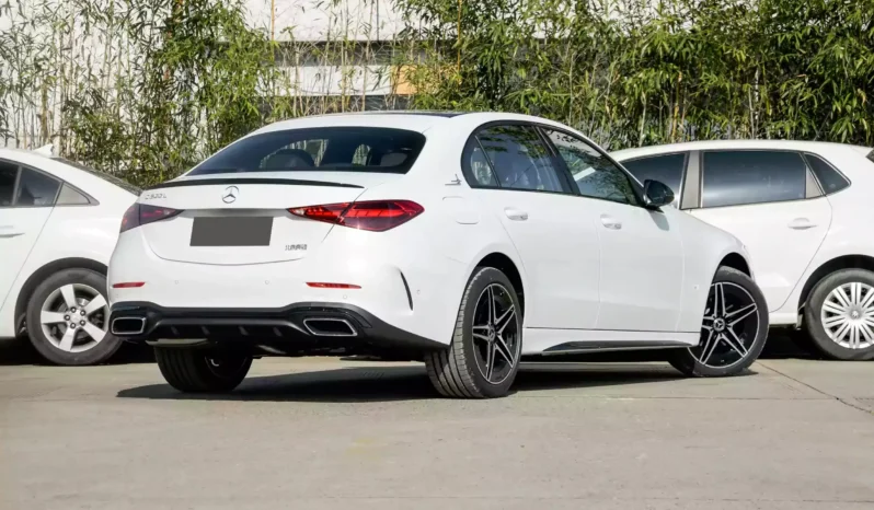 
								Mercedes-Benz C-Class full									