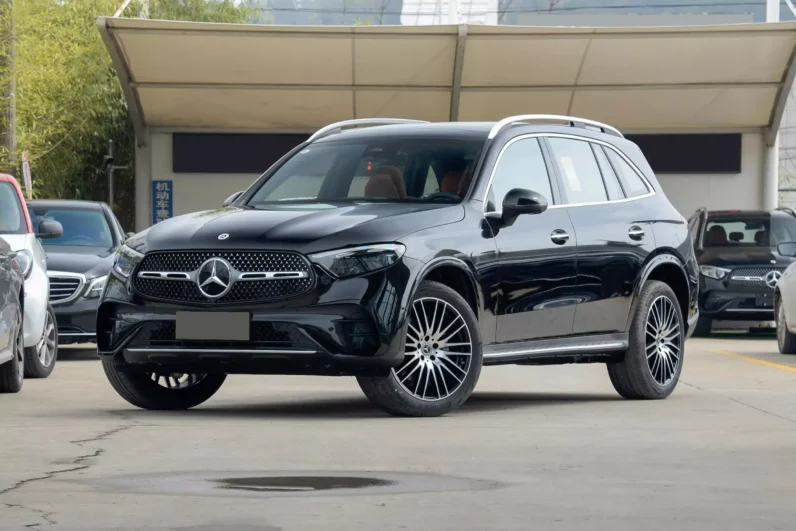 
								Mercedes-Benz GLC full									