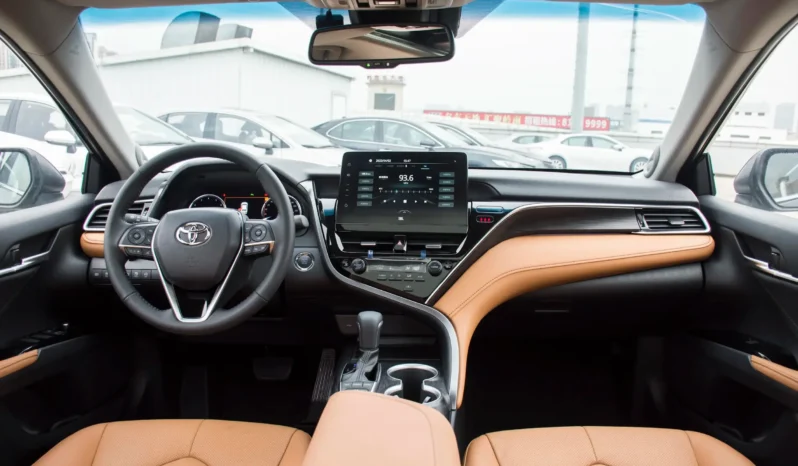 
								Toyota Camry 2023 full									