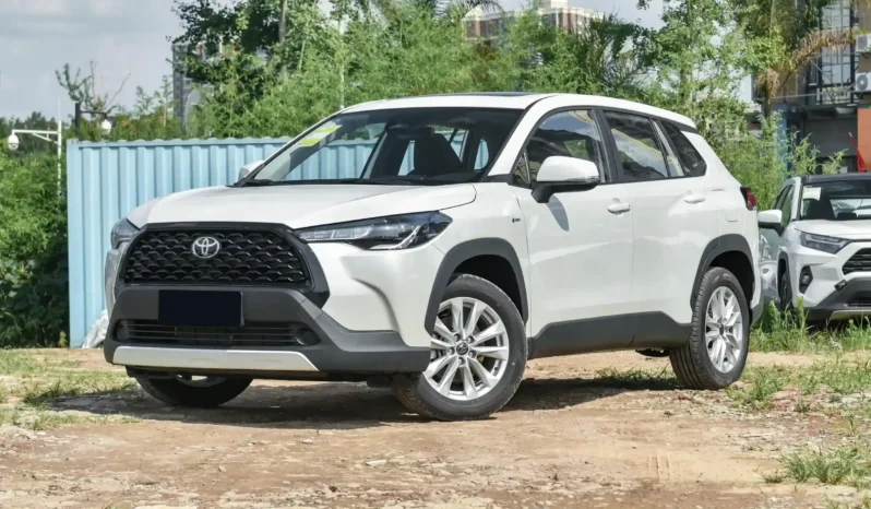 
								Toyota Corolla Cross full									