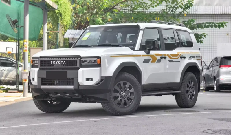 
								Toyota Land Cruiser Prado full									