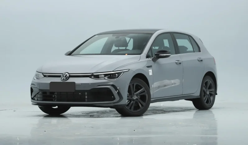 
								Volkswagen Golf 2024 full									