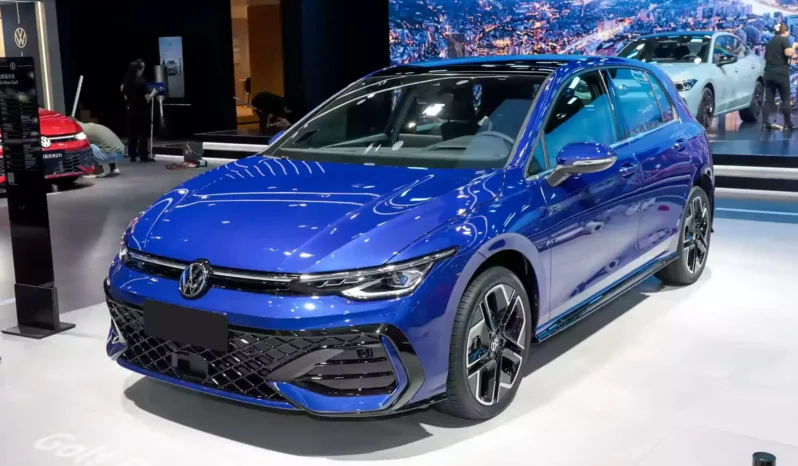 
								Volkswagen Golf full									