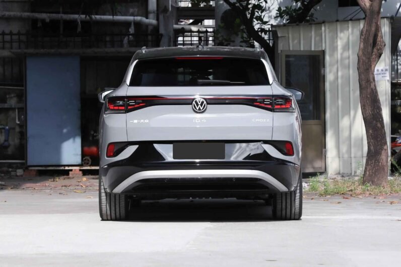 
								Volkswagen ID.4 CROZZ full									