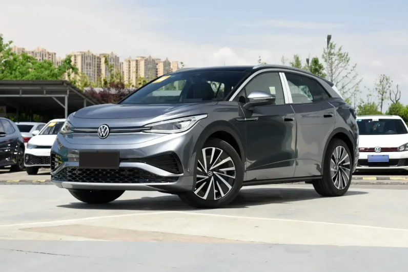 
								Volkswagen ID.4 X full									