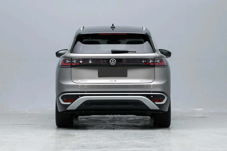 
								Volkswagen ID.6 CROZZ full									