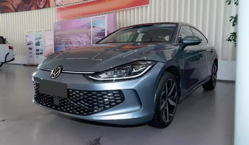 
								Volkswagen Lamando L full									